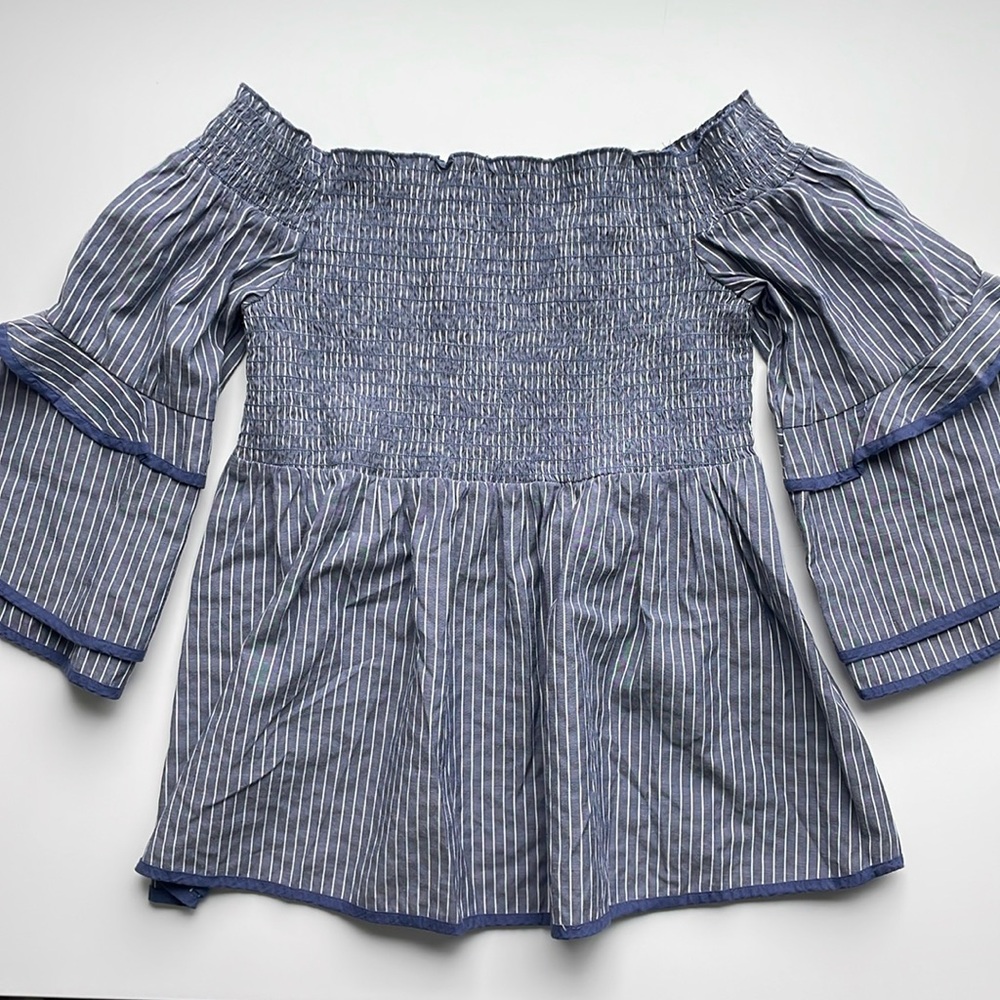 American Eagle Blouse Size Medium